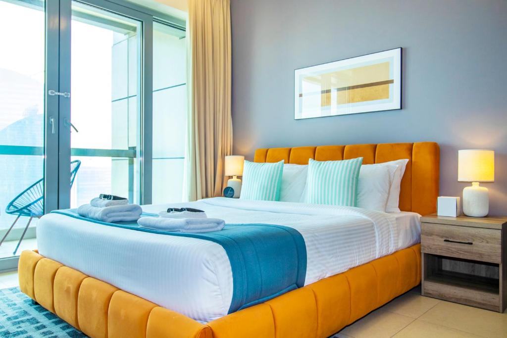 Beautiful 1Bedroom Apartment in heart of Downtown & Close to Dubai Mall